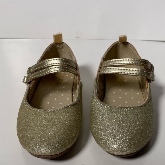 Rachel Shoes Other - Toddler girl shoes size eight 9